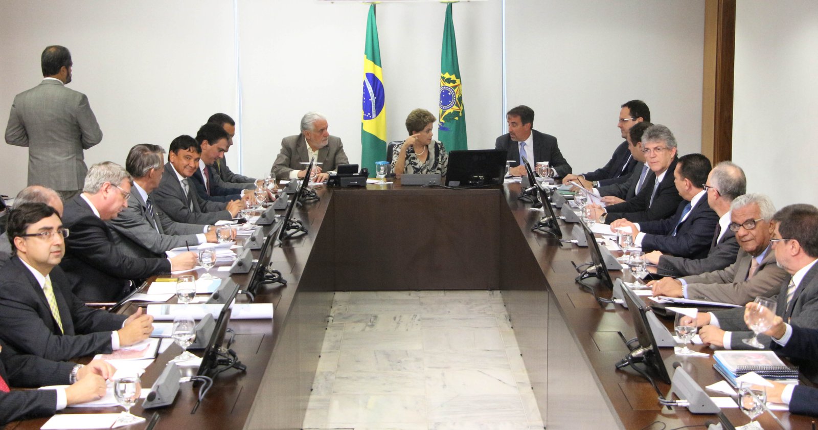 ricardo-reuniao-de-governadores-do-nordeste-em-brasilia-com-presidente-dilma-1