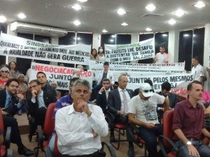 protesto_de_servidores