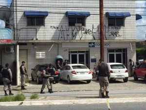 correios_cruz_das_armas-assalto