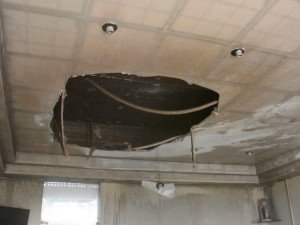 teto_hospital_incendio_destroi