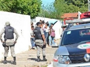 escola-sousa-briga-esfaqueado