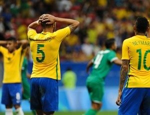 Brasil busca vitória para garantir a vaga no futebol (Foto: EFE)