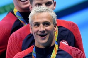 lotchenatacaoourorio-nadador-americano-roubado-mentira