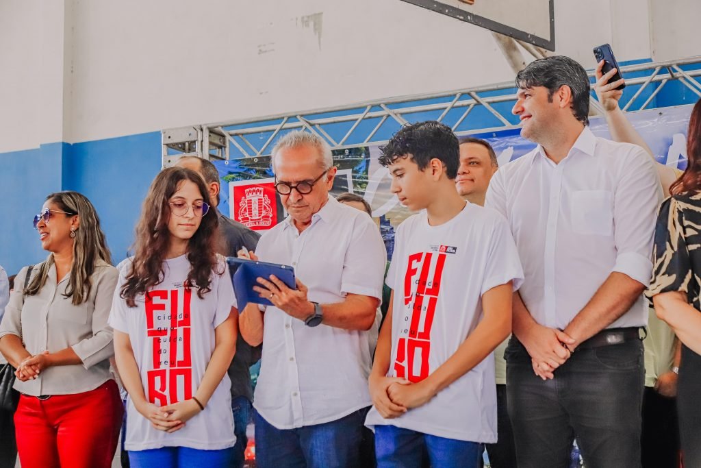 C Cero Lucena Autoriza O In Cio Das Obras De Reconstru O Da Escola